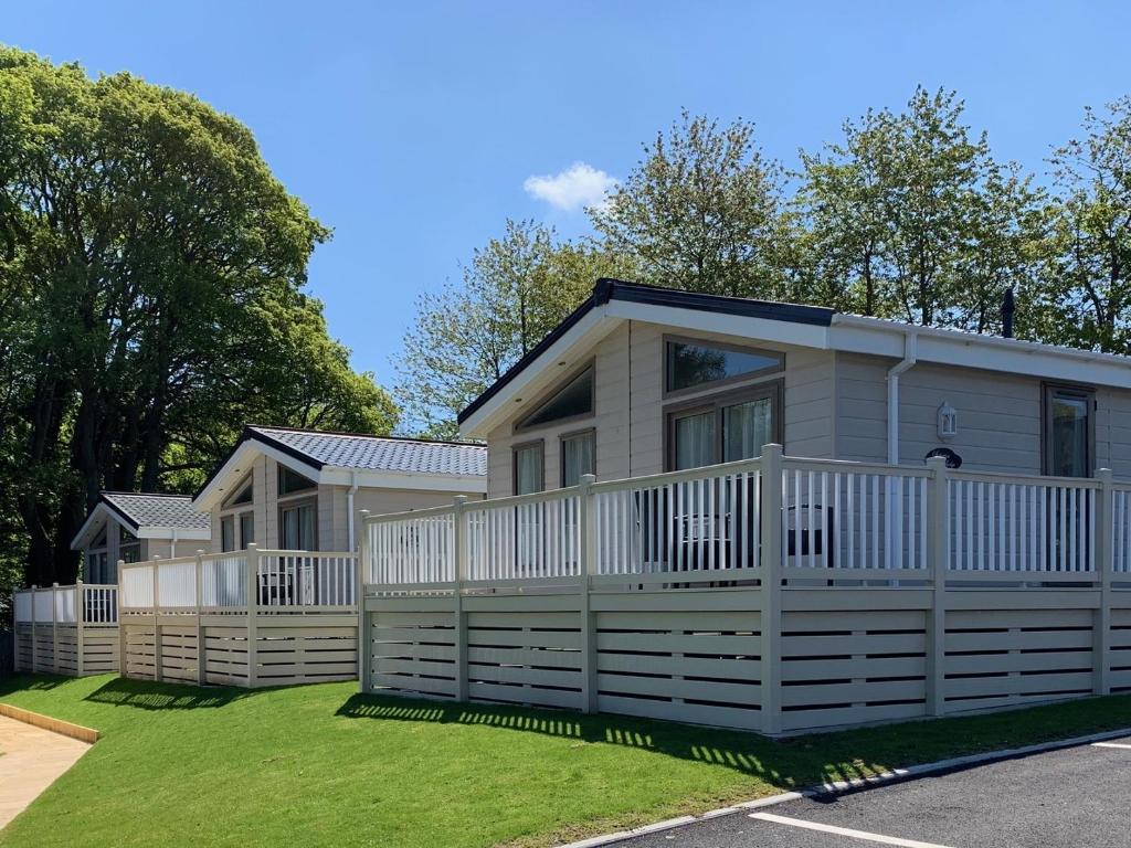 Riverside Rothbury Superior Lodge, Rothbury (updated prices 2024)
