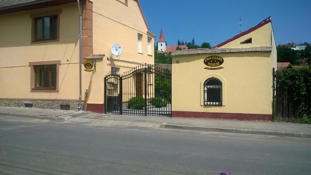 Pensiunea Casa Vulkan - Housity