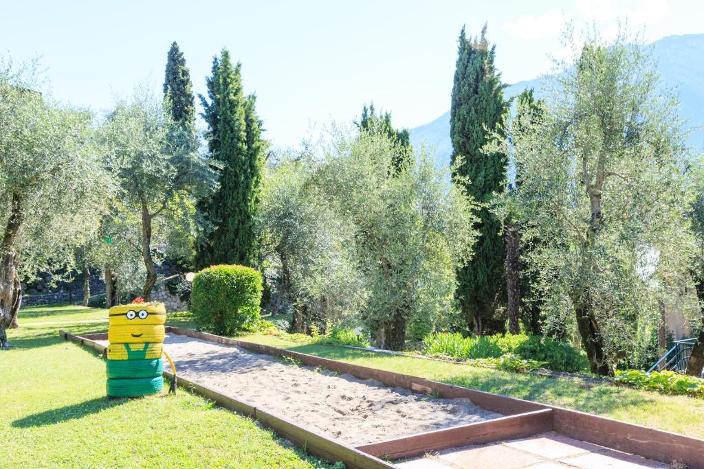 Zahrada ubytování Hotel Leonardo Da Vinci