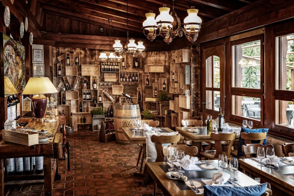 Restaurace v ubytování Seehotel Baumgarten