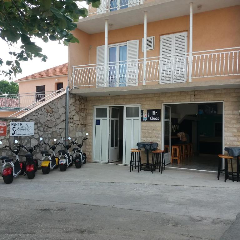 Budova, kde se apartmán nachází