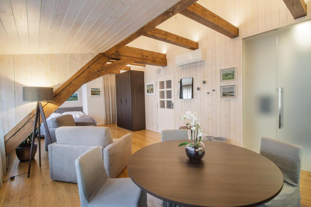 Χώρος καθιστικού στο Apartmány Šupina