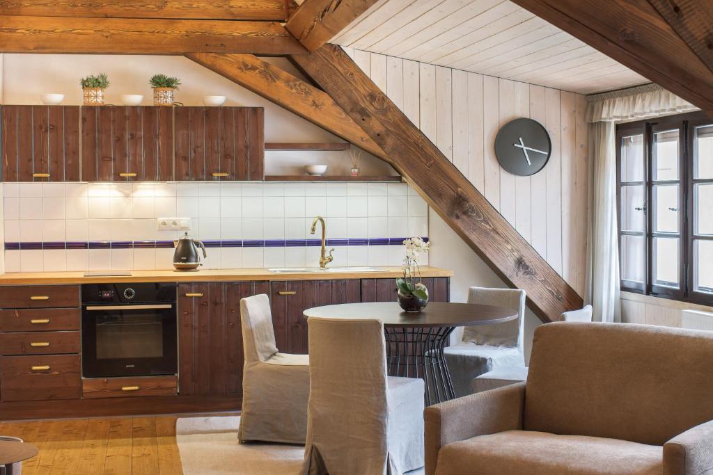 Η κουζίνα ή μικρή κουζίνα στο Apartmány Šupina