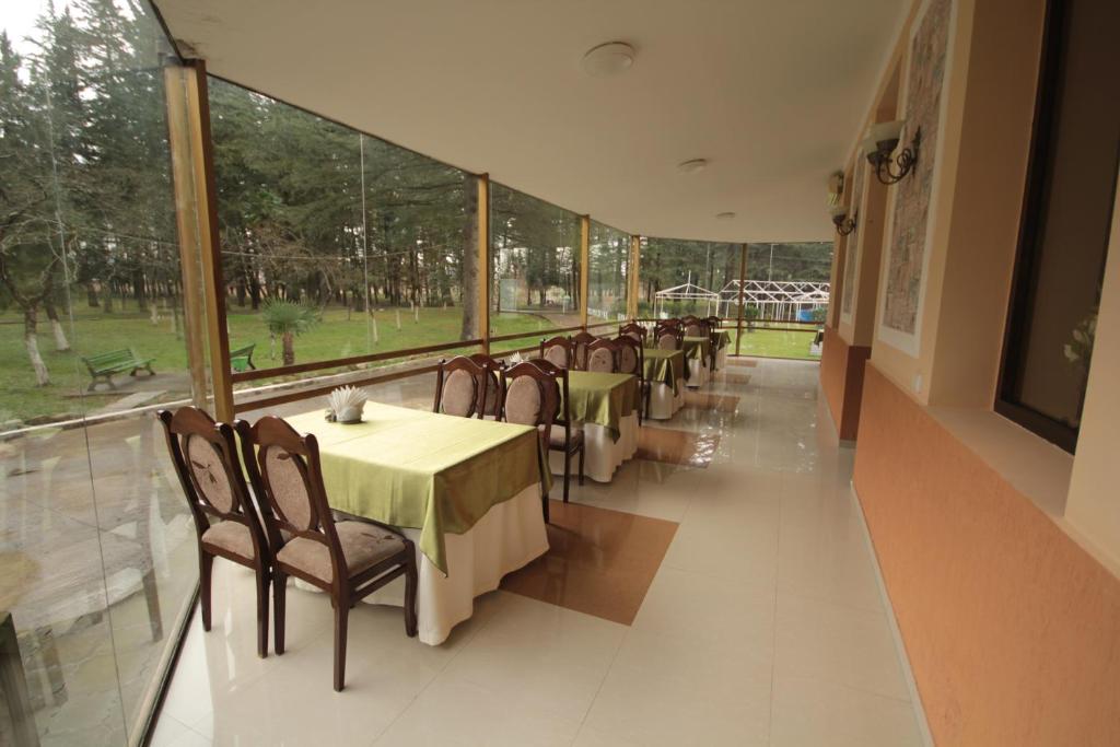 Restaurace v ubytování Park Hotel Imeri kutaisi