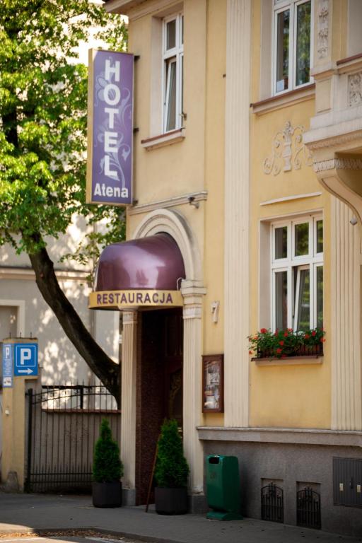 Budova, kde se hotel nachází