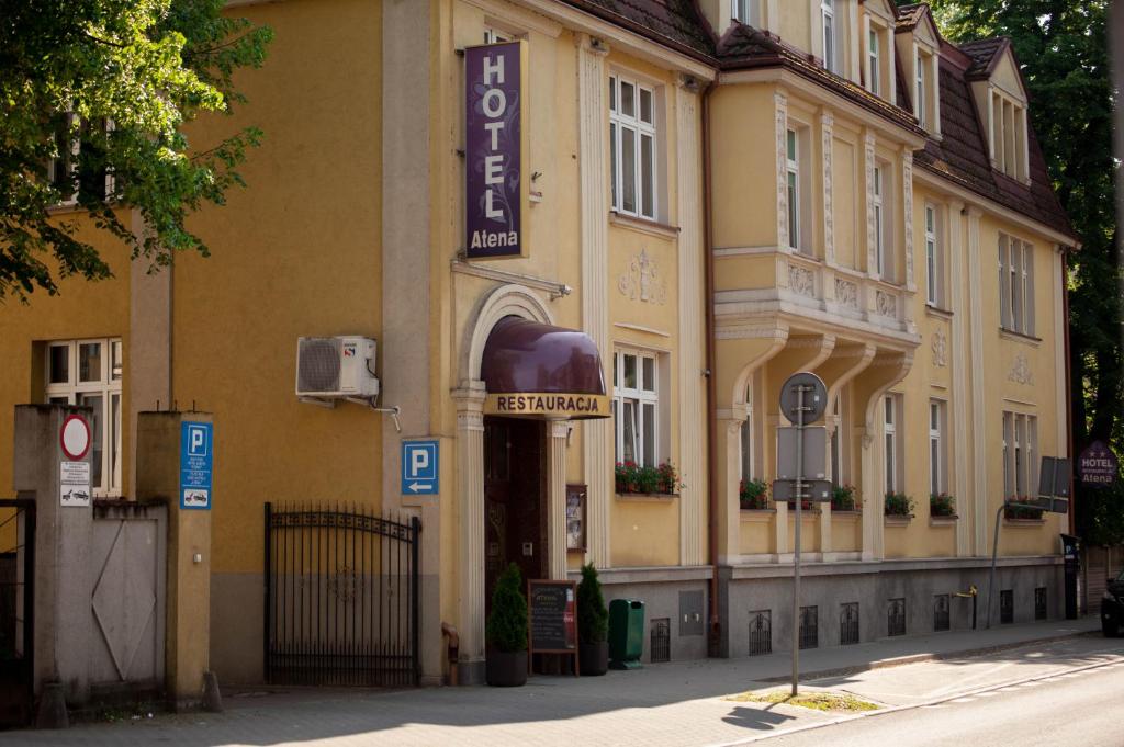 Budova, kde se hotel nachází