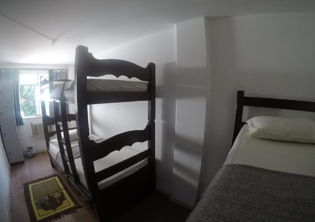  DS Hostel