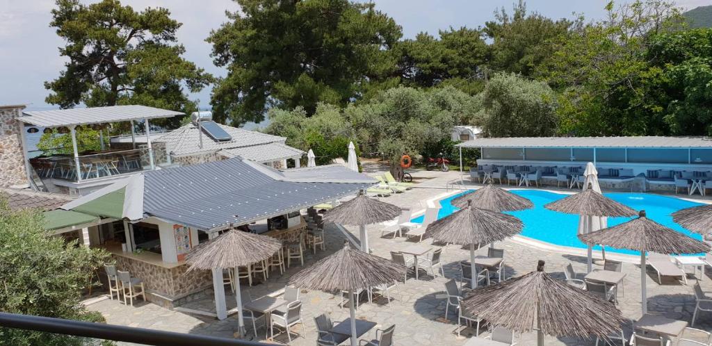 Bazén v ubytování Hotel Zafira nebo v jeho okolí
