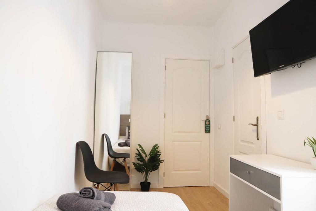 ViNALUX - Deluxe Single Room