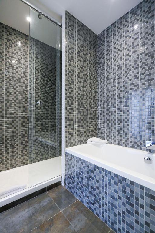 Bagno di Nice Excelsior Centre ville by HappyCulture