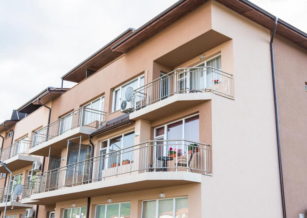 A balcony or terrace at Apartment Petya