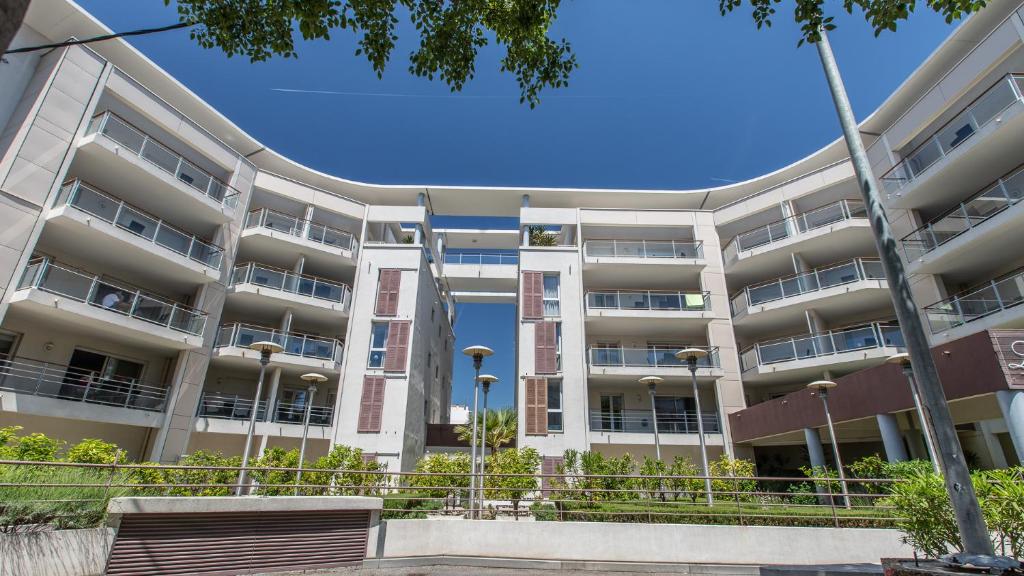 Gallery image of Vacancéole - Résidence Le Crystal in Cagnes-sur-Mer
