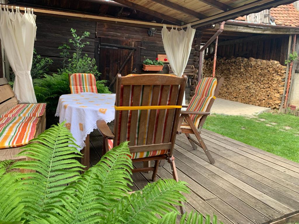 Casa veche “Old house” - Holiday Home