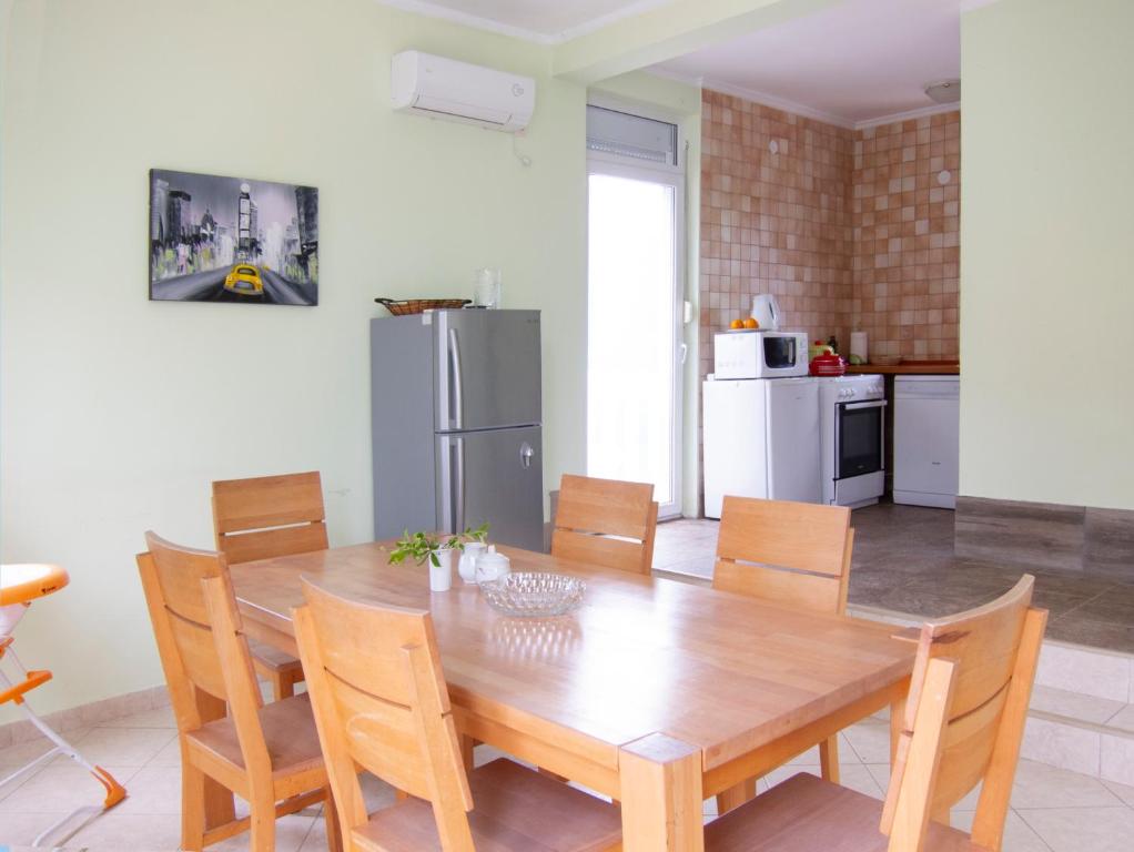 Kuchyň nebo kuchyňský kout v ubytování Villa Rossa