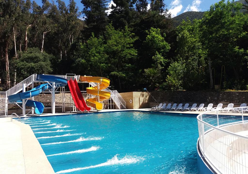 Bazén v ubytování Las Montañas de Olmué Resort & Conference Center nebo v jeho okolí