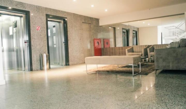  Lindo Apartamento Beira Mar 17o andar