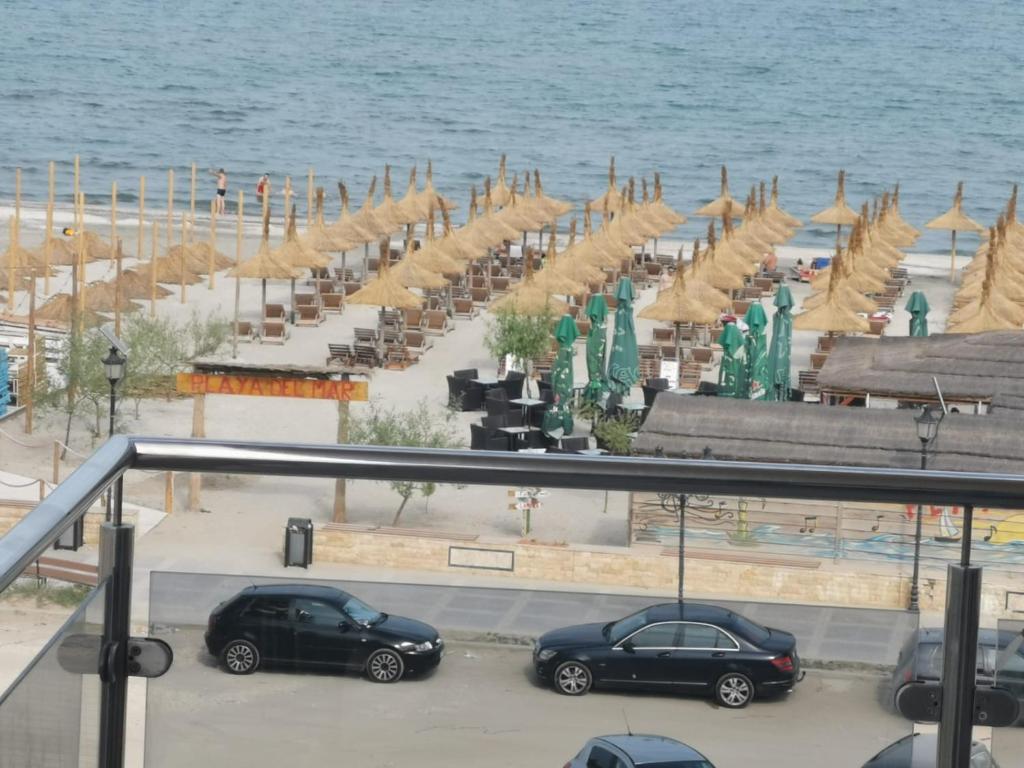 Γενική θέα στη θάλασσα ή θέα στη θάλασσα από  αυτό το διαμέρισμα