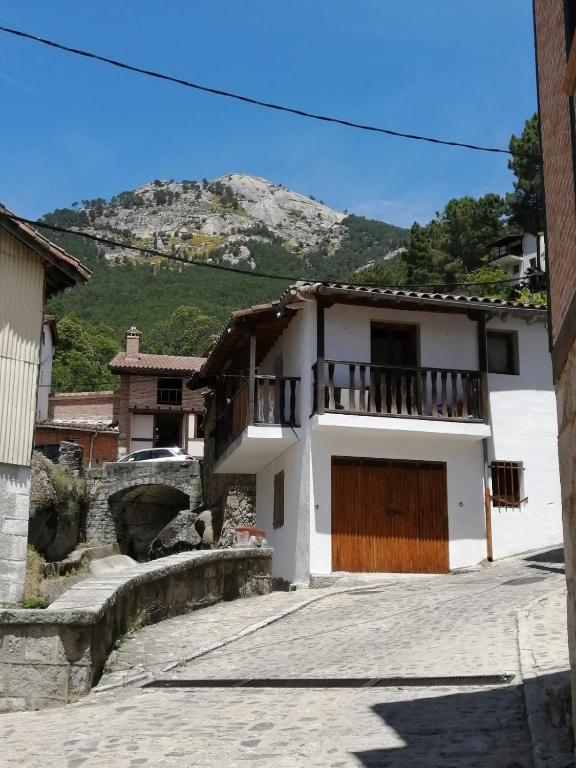 La Estrella de Gredos, Guisando – Precios 2022 actualizados