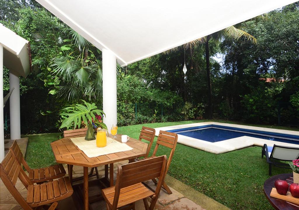 Ana's Villa ☼☼☼