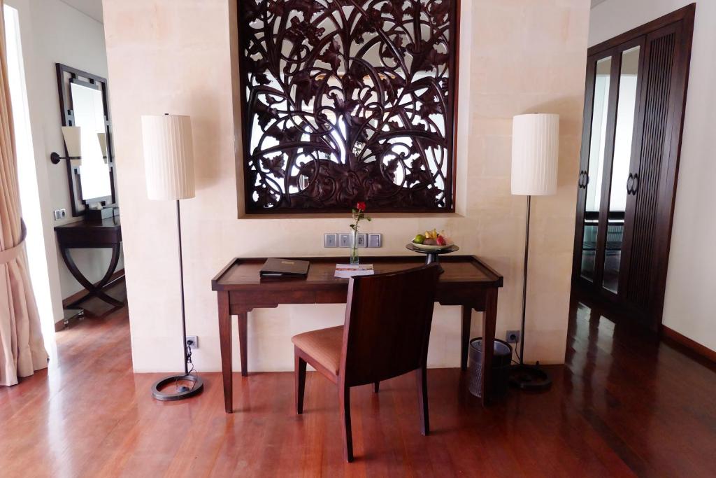 The Royal Santrian - 5