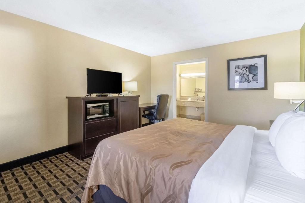 Quality Inn - King Room - Toegankelijk/niet Roken