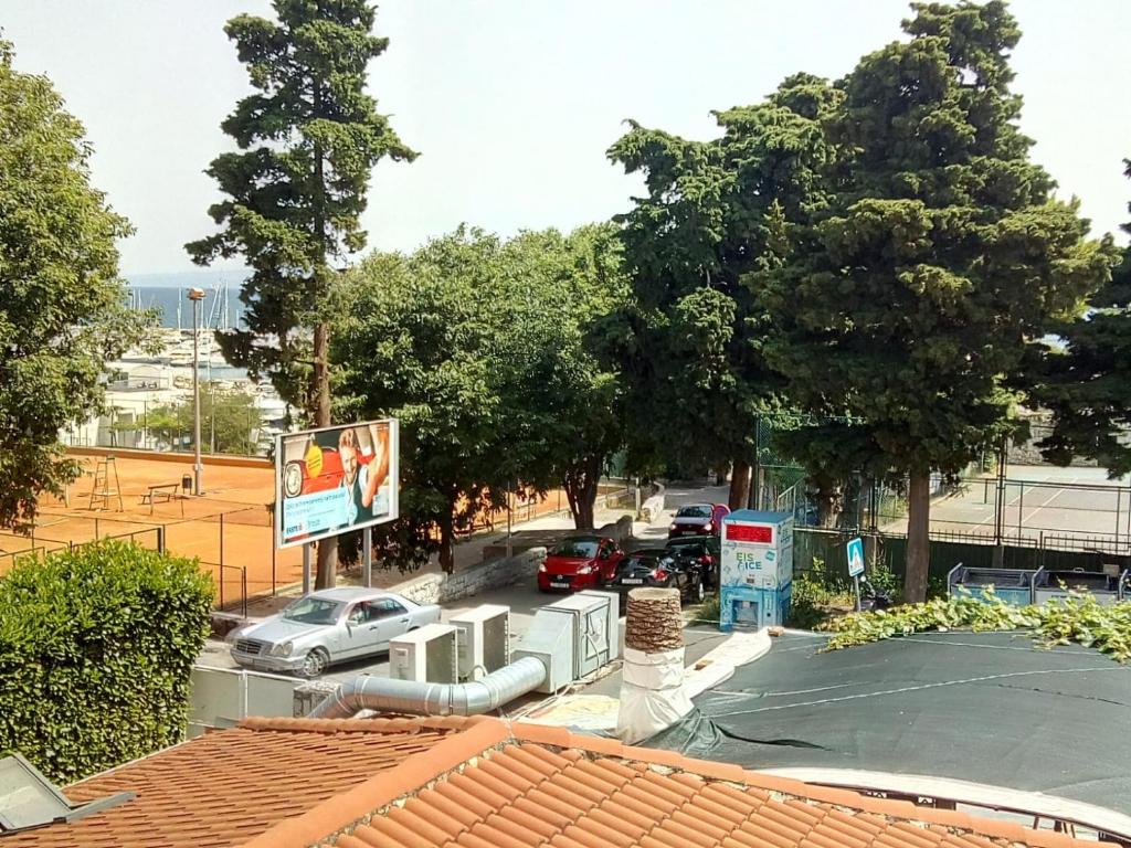 Sunshower apartment and studio - 8