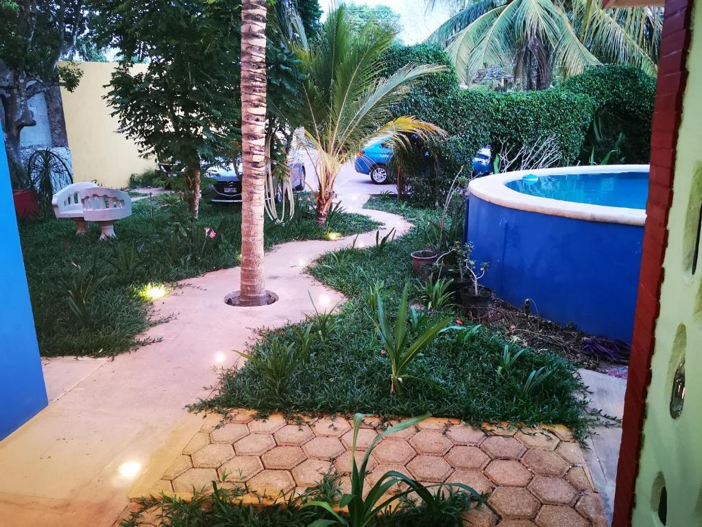 Jardí fora de Casa Xu´unan