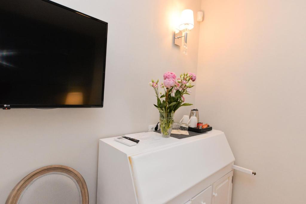 The Duke luxury rooms - 17