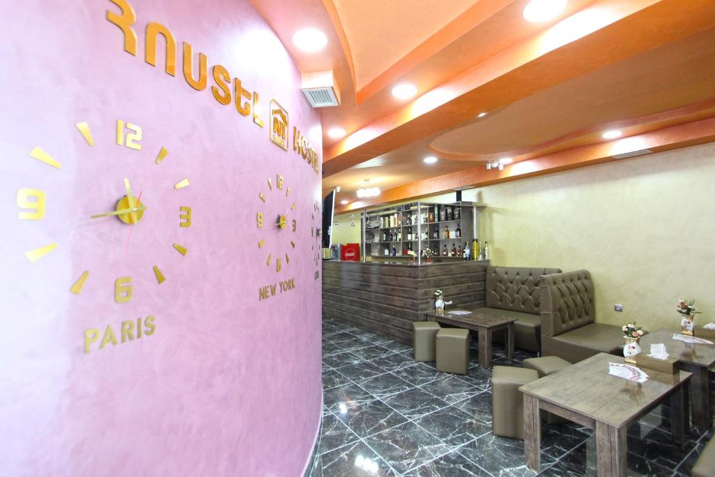 Posezení v ubytování HOTEL N1