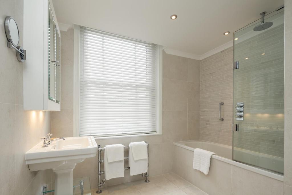 Sloane Place - Resim 26