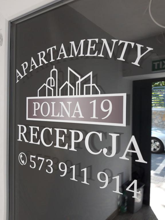 Certyfikat, podpis lub inny dokument wystawiony w obiekcie Apartamenty Polna