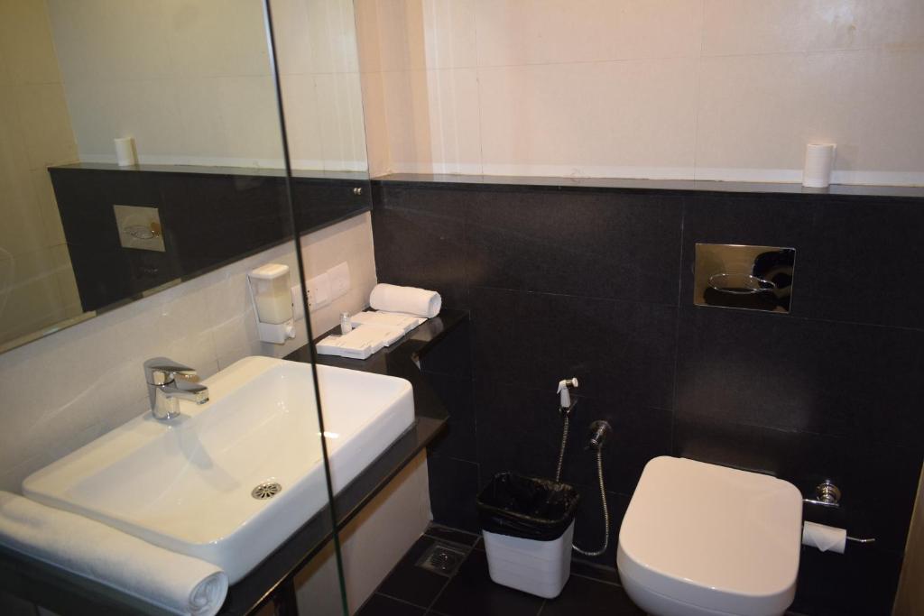 Koupelna v ubytování Starlit Suites Kochi