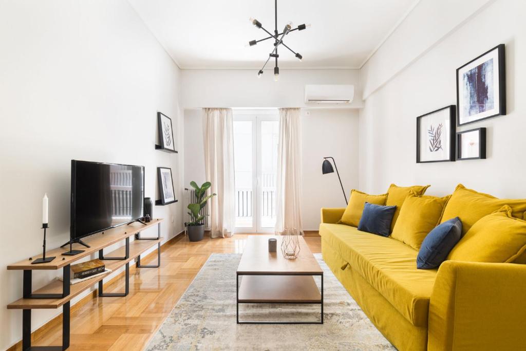 Central Cozy Apartments in Plaka by UPSTREET - One-Bedroom Apartment