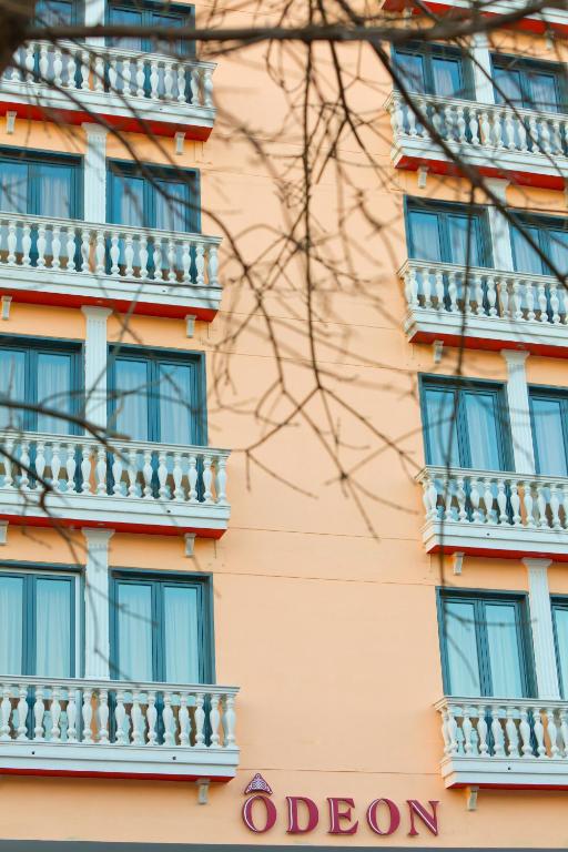 Budova, kde se hotel nachází