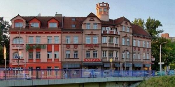 Budova, kde se hotel nachází
