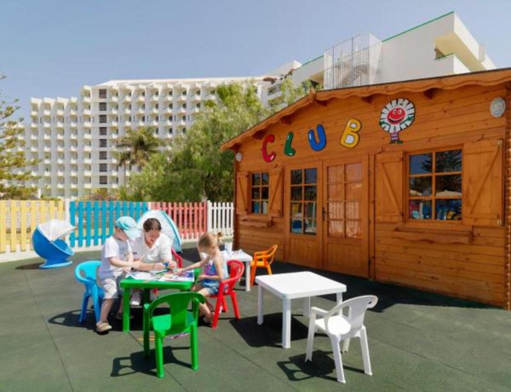 H10 Las Palmeras, Playa de las Americas – Updated 2023 Prices