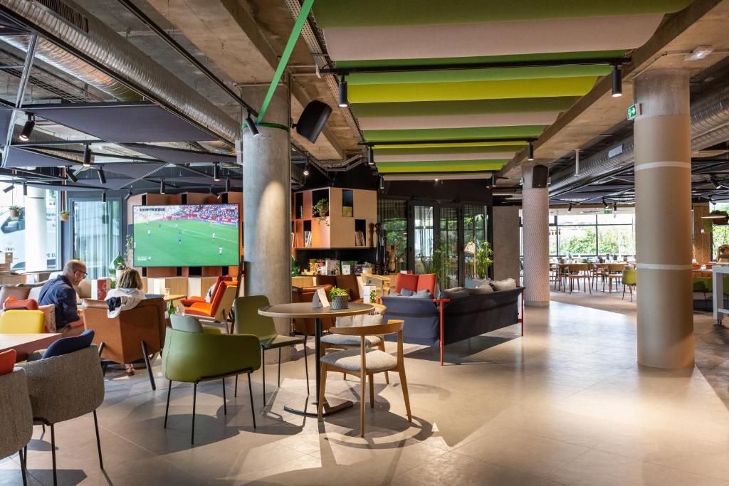 Posezení v ubytování Novotel Annecy Centre