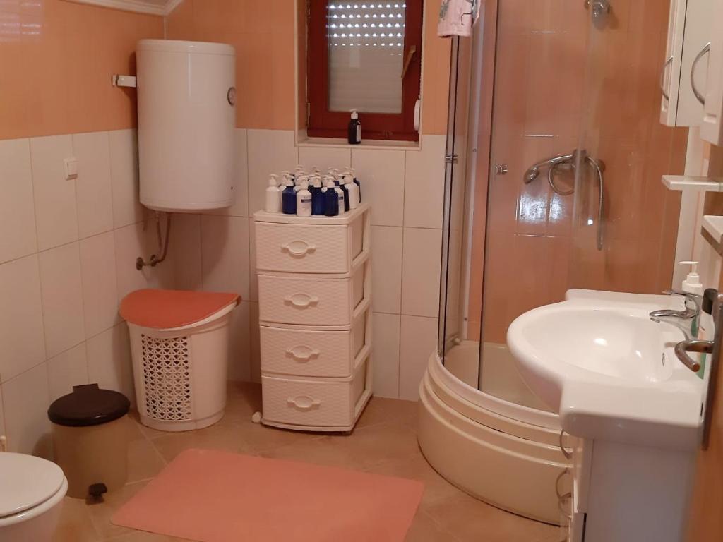 Apartment Brcko Distrikt - Habitación Doble De Lujo Con Balcón