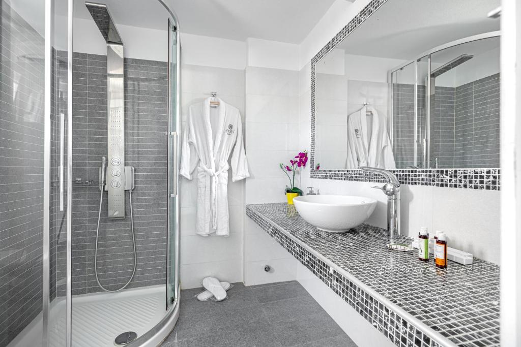 Kúpeľňa v ubytovaní Central Suites Mykonos
