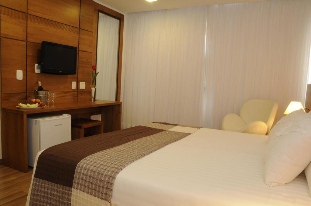  Hotel Shelton