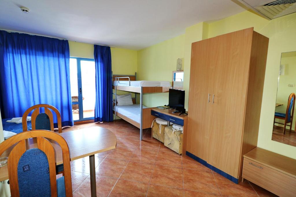 Kuchyň nebo kuchyňský kout v ubytování Bora Bora Hotel