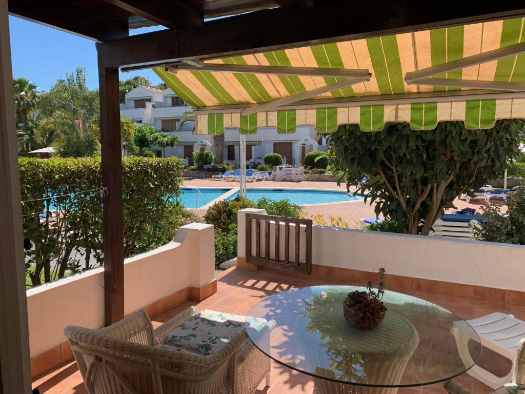 Bazén v ubytovaní COSTA DAURADA APARTAMENTS - Stival Park Luxe 2 alebo v jeho blízkosti