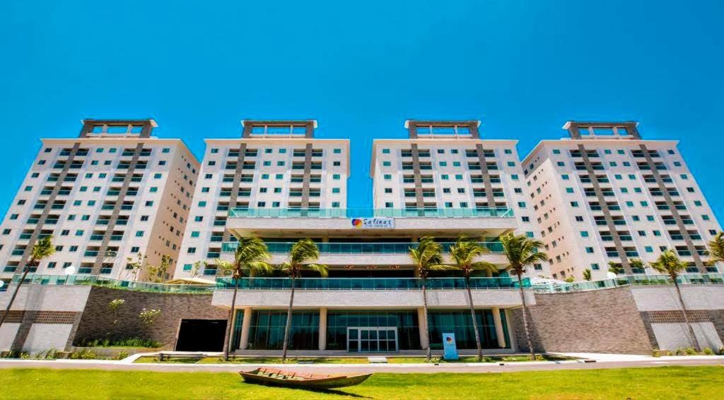  SALINAS PARK RESORT