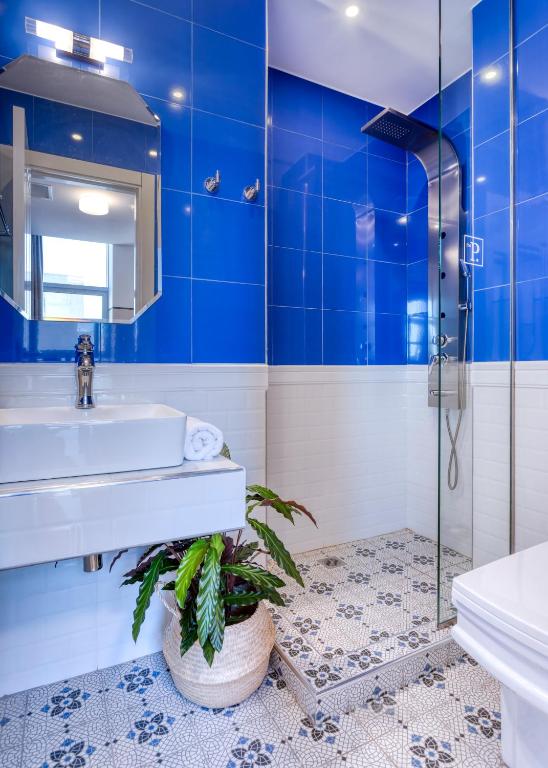 The Pinnacle Athens - 12