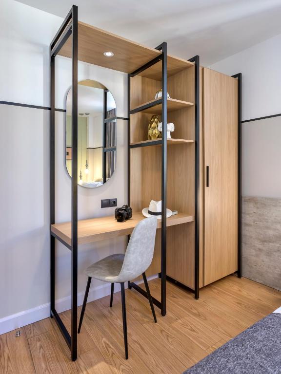 The Pinnacle Athens - 16