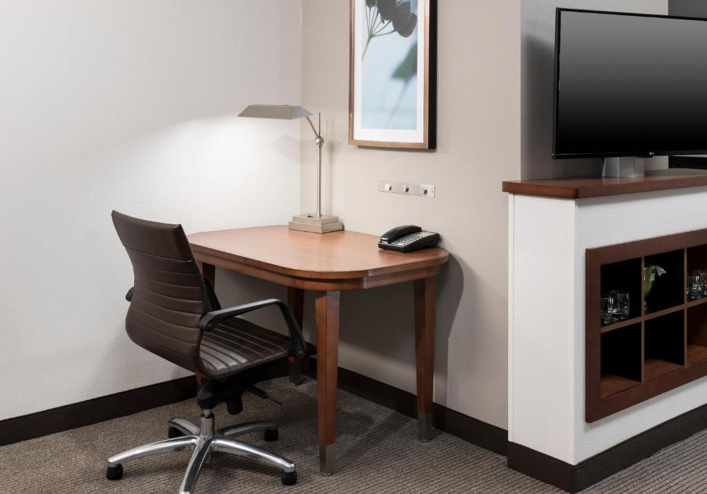 Hyatt Place Jacksonville Airport photo