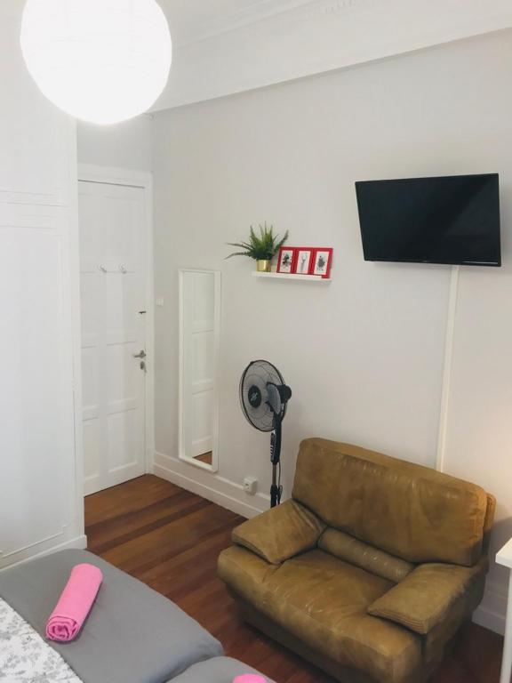 A television and/or entertainment centre at Kasa Usandizaga
