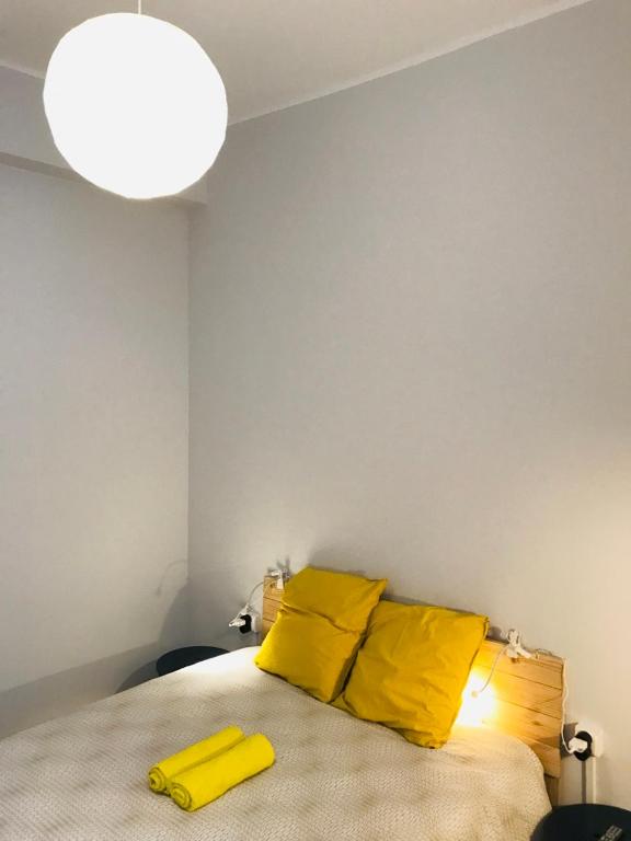 A bed or beds in a room at Kasa Usandizaga