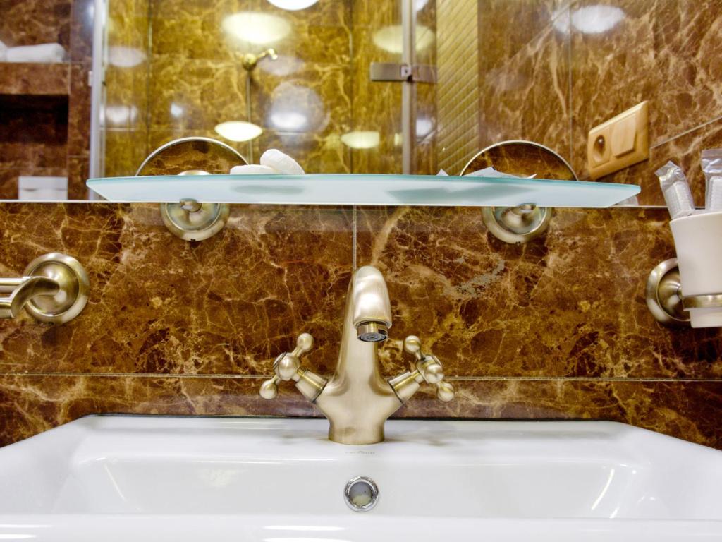 Pokoje Leonardo - 12