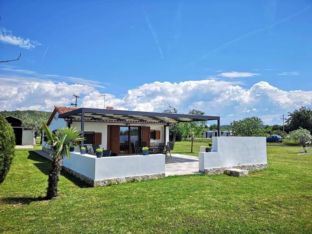 Villa Leo